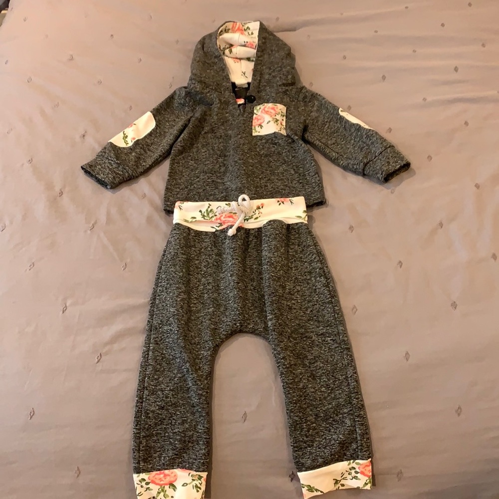 💜Toddler sweat suit